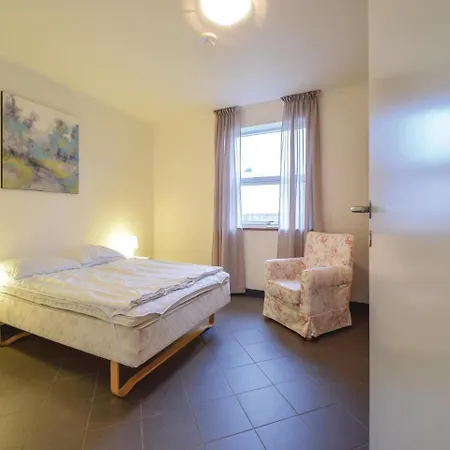 Three-bedroom Holiday In